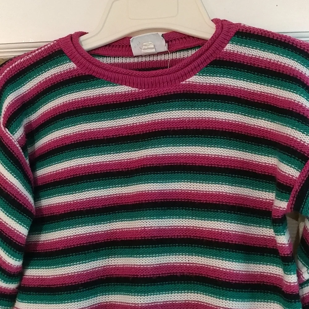 Basic Image - multi colored sweater - Picture 2 of 4